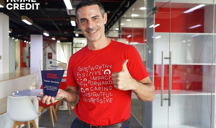 Giám đốc quản lý rủi ro Home Credit Việt Nam vinh dự đạt giải thưởng C-Suite Award